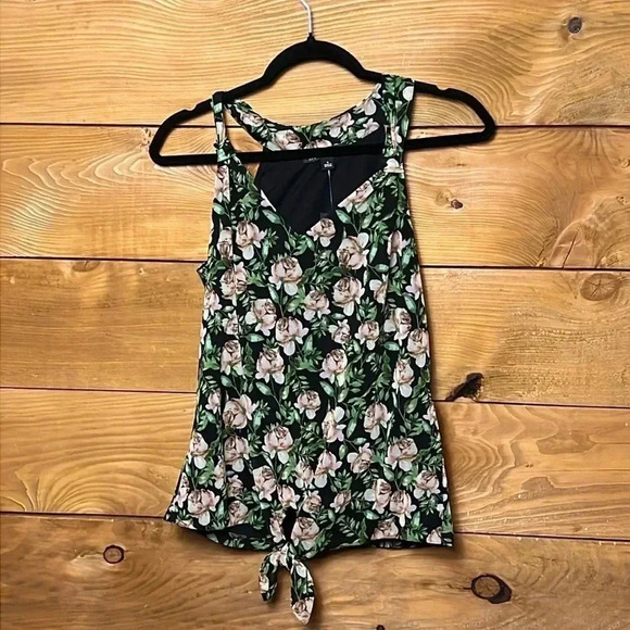 INC international concepts women’s sleeveless tank top summer floral Sm v neck‎ - Picture 1 of 10